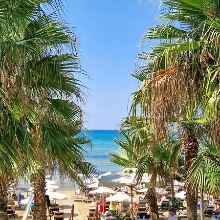 מלון Delfino Blu Wellness Boutique