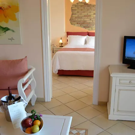 מלון Delfino Blu Wellness Boutique 4*