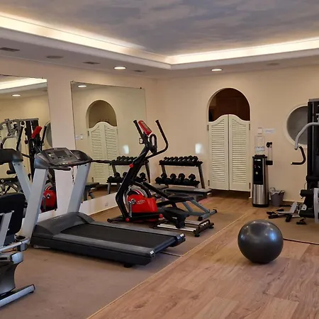 Delfino Blu Wellness Boutique Отель