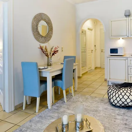 Отель Delfino Blu Wellness Boutique 4*